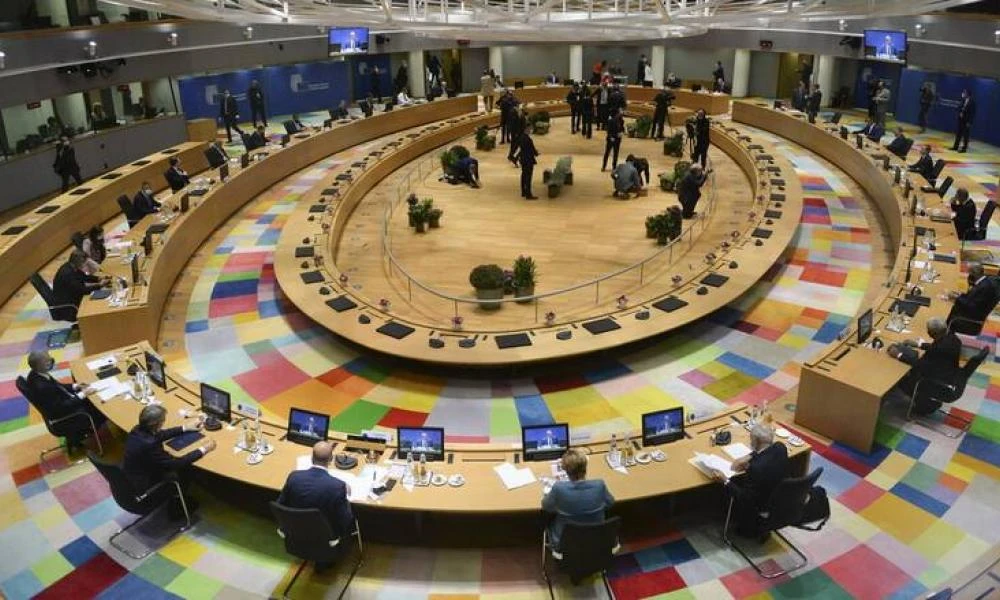 Σύνοδος Κορυφής: Αυξάνεται ο προϋπολογισμός της ΕΕ κατά 2 δισ. ευρώ για το μεταναστευτικό